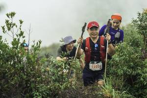 BIB: 5222
                            <button type="button" onclick="openModal(24740581)" class="btn btn-primary btn-sm float-right btn-popup" data-toggle="modal" data-target=".modal-high-quality">
                        <i class="fas fa-shopping-cart"></i> Add to Cart
                    </button>
                                            <button type="button" onclick="isThisMe(24740581, true)" class="btn btn-success btn-sm float-right btn-popup btn-isme hidden" data-toggle="tooltip" data-placement="bottom" title="นี่คือรูปของคุณใช่ไหม คลิกที่นี่เพื่อเอาเข้าอัลบั้ม">
                        <i class="fas fa-plus"></i> Add to album
                    </button>
                    <button type="button" onclick="isThisMe(24740581, false)" class="btn btn-warning btn-sm float-right btn-popup btn-isnotme hidden">
                        <i class="fas fa-ban"></i> Remove from album
                    </button>